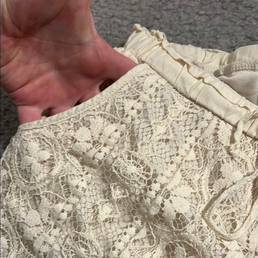 Lace Drawstring Shorts - Picture 3 of 5